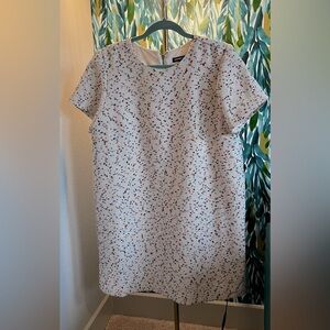 EXPRESS SPECKLED BOUCLE CREW NECK MINI SHIFT DRESS Size L